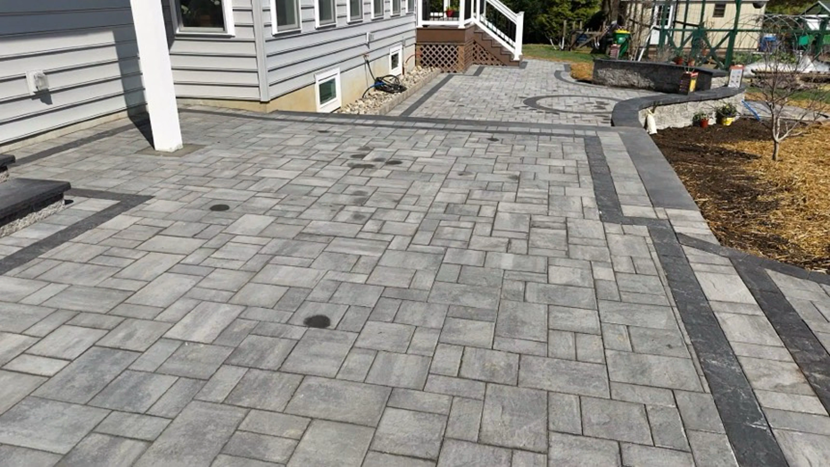 Completed multi-level paver patio in Newark, DE