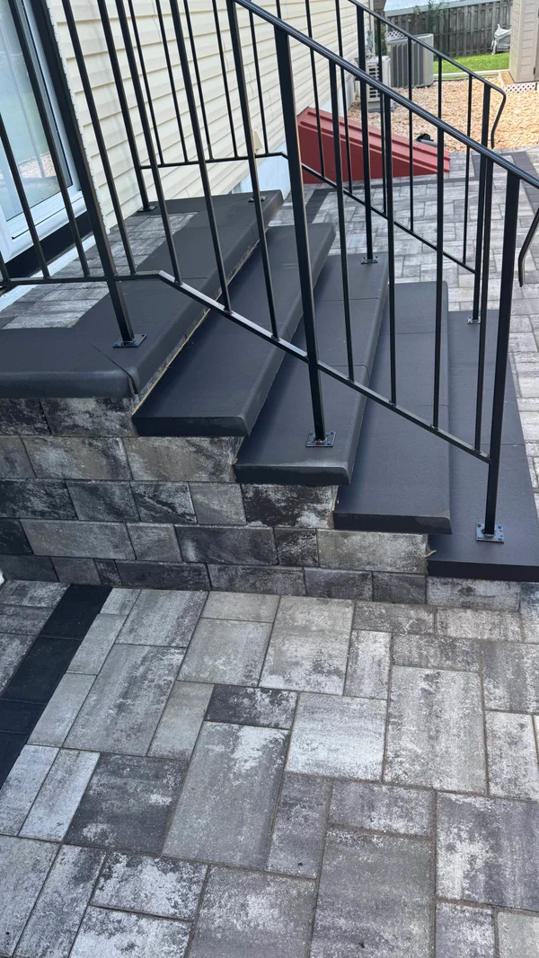 Paver patio with steps